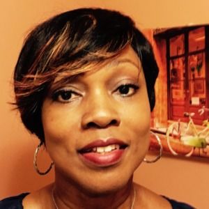 Meet your Posher, Gloria